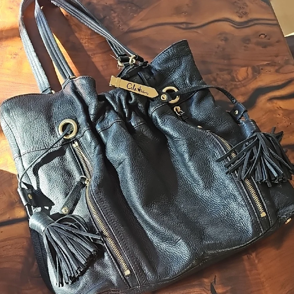 Cole Haan🔥 Black Large Pebbled Leather Shoulder HandBag Tote Tassels Cinch Top